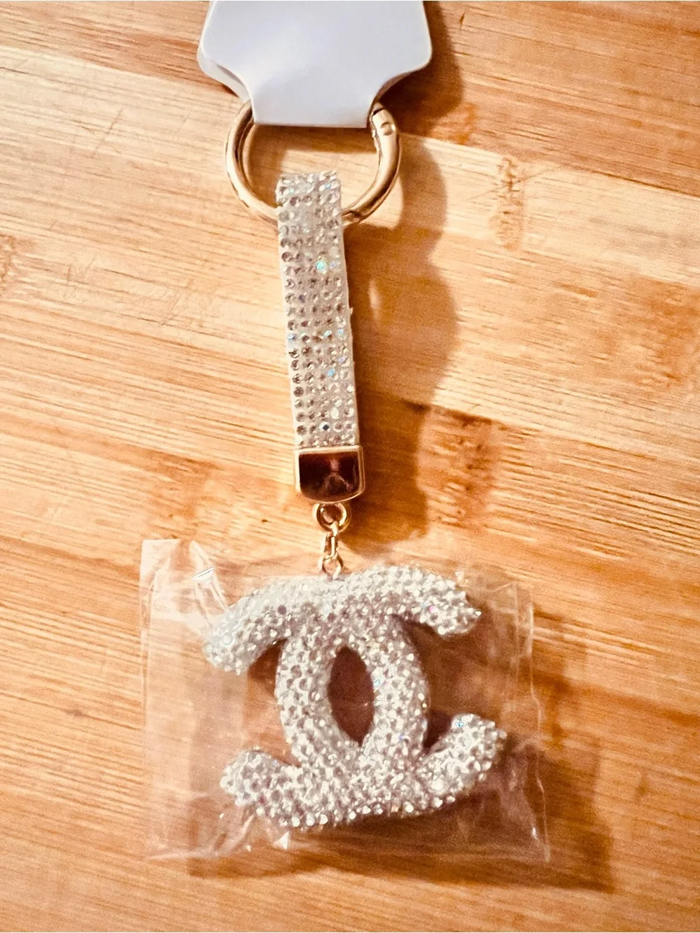 Fashion Jewelry Crystal Logo Bag or Keychain - Silver, Gold, or Black. - Picture 3 of 5